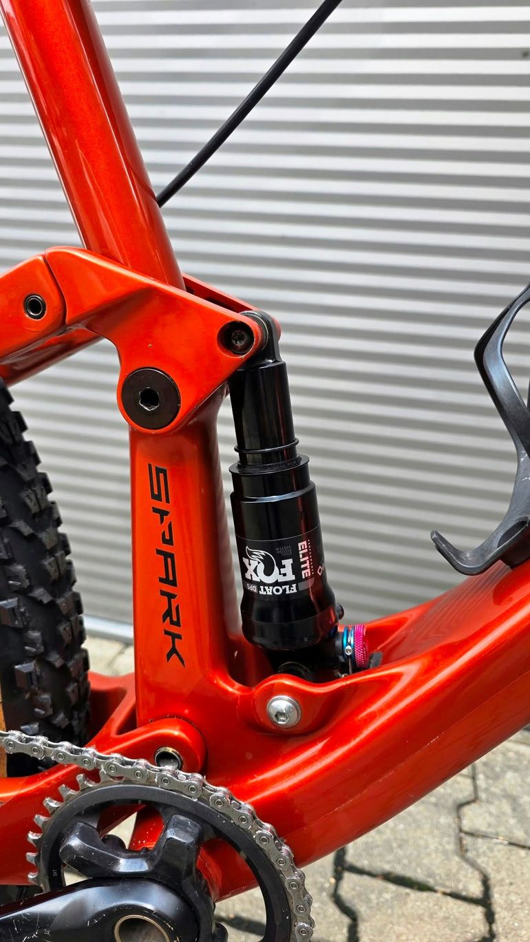 Scott Spark 700 Tuned 2018 2018 Mountainbike usato, Arancione — immagine 4 di 12