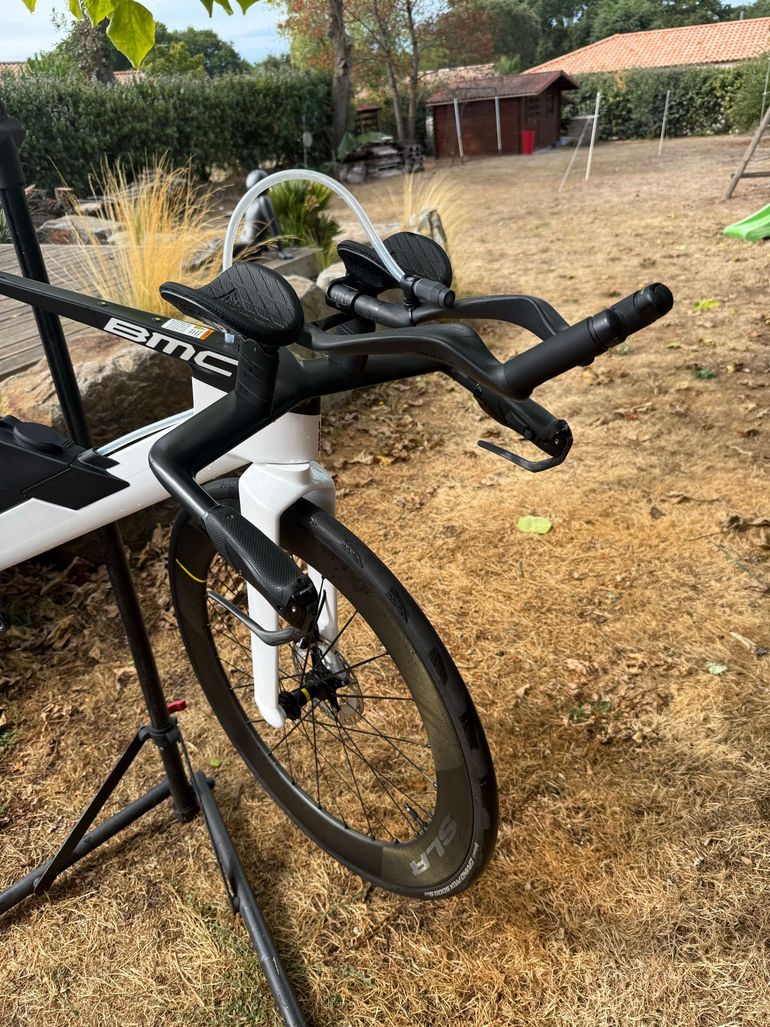 Used BMC Speedmachine 01 FOUR 2026 2026 Road & Gravel, White — image 4 of 11