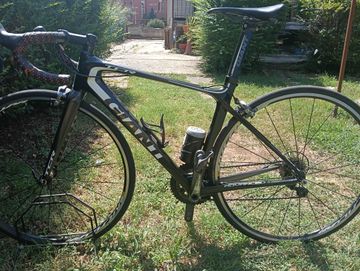 Použité Giant Tcr Shimano Ultegra 2017 Road & Gravel — obrázek 1 z 7