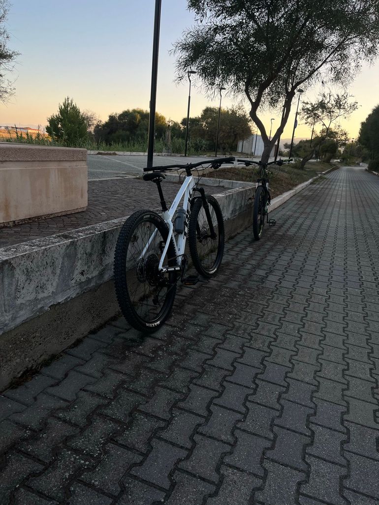 Używany Trek Marlin 7 Gen 3 2025 2025 Mountainbike — zdjęcie 3 z 6