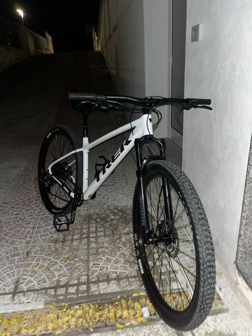 Używany Trek Marlin 7 Gen 3 2025 2025 Mountainbike — zdjęcie 2 z 6