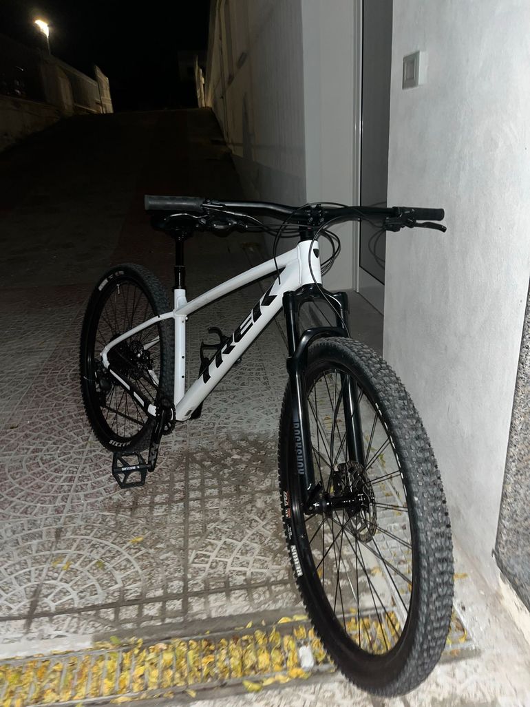 Używany Trek Marlin 7 Gen 3 2025 2025 Mountainbike — zdjęcie 2 z 6