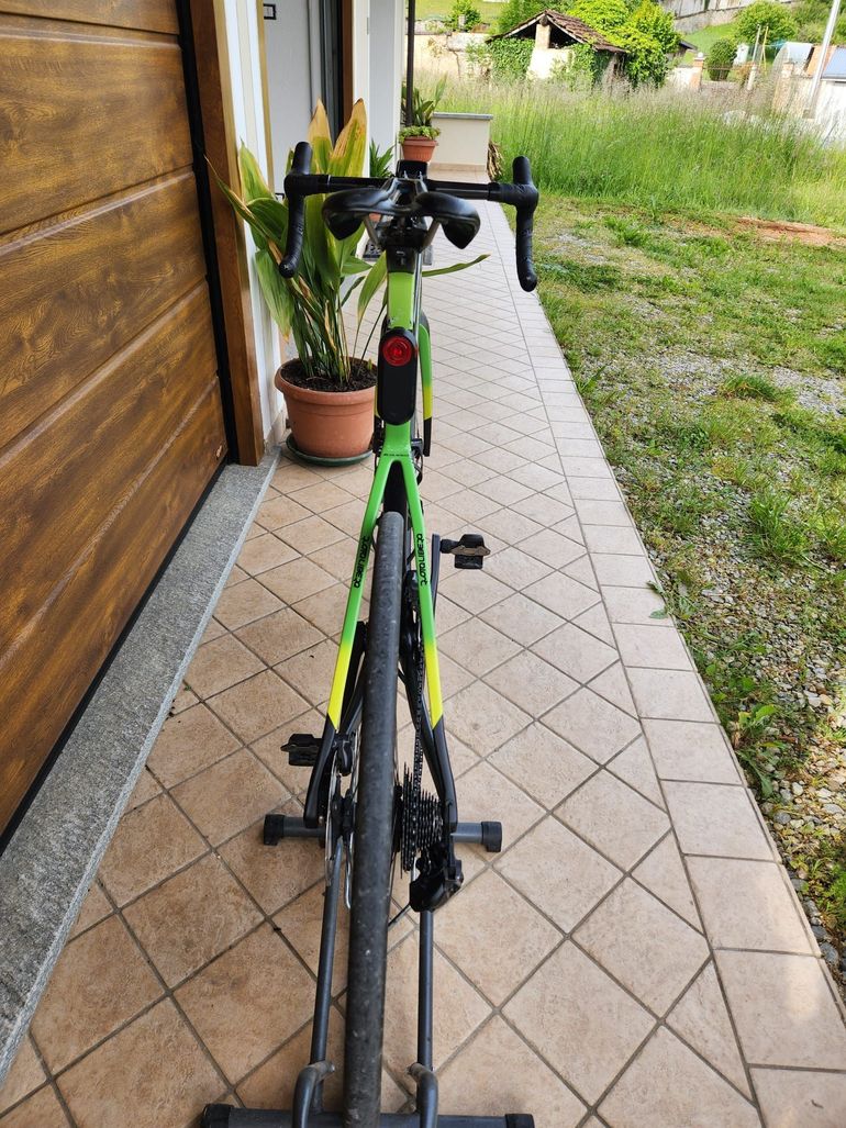 Used Colnago V3 RS V3rs 2022 Road & Gravel, Black — image 9 of 10