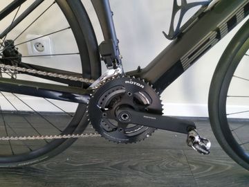 Gebrauchtes BMC Roadmachine 1 Amp three Shimano 105 Di2 2024 Road & Gravel, Schwarz — Bild 10 von 12