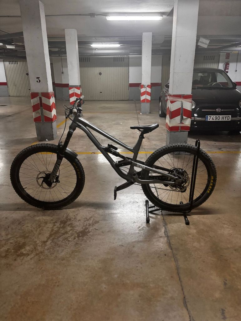 Tweedehands Commencal Clash SRAM SX Eagle 2021 Mountainbike — afbeelding 2 van 11