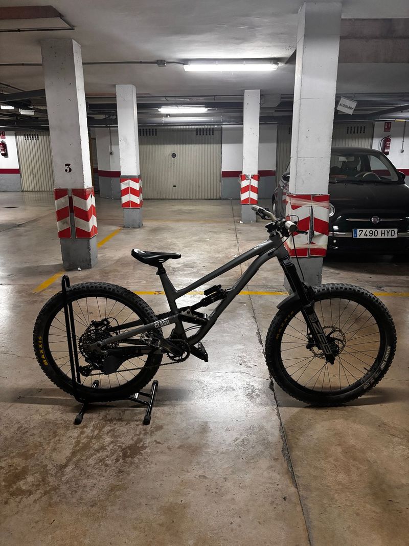 Used Commencal Clash SRAM SX Eagle 2021 MTB