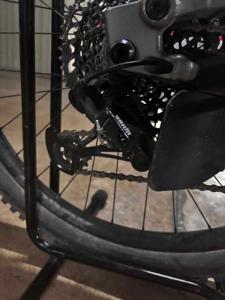 Tweedehands Commencal Clash SRAM SX Eagle 2021 Mountainbike — afbeelding 3 van 11