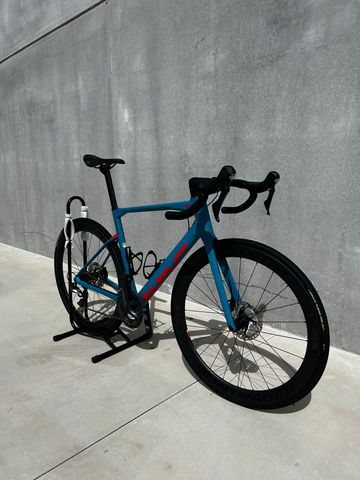 BMC Roadmachine 01 THREE 2020 2020 Road & Gravel d'occasion — image 2 sur 6