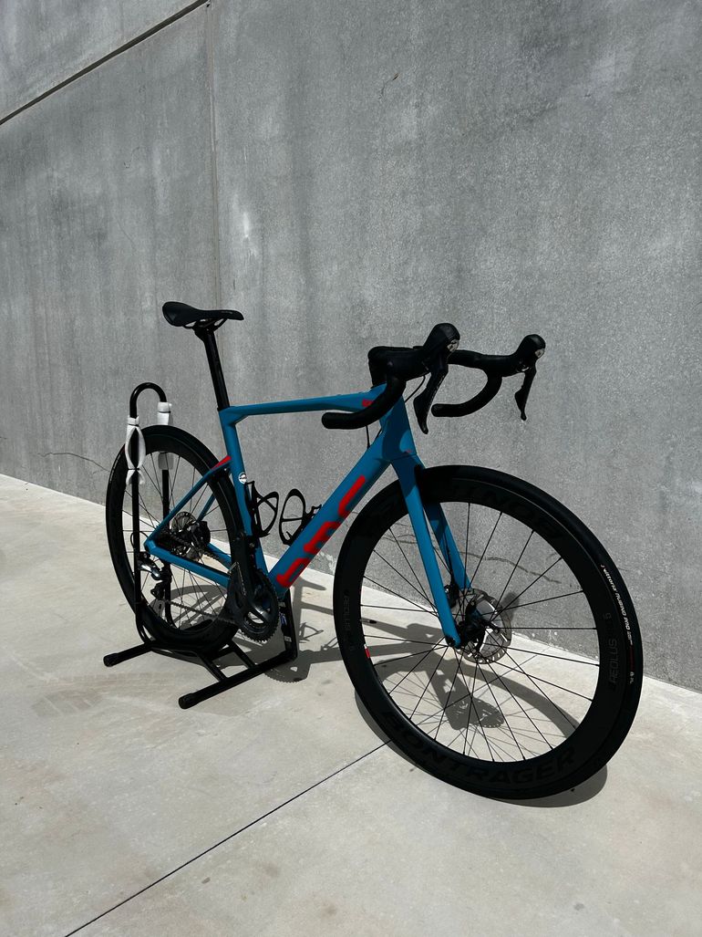 BMC Roadmachine 01 THREE 2020 2020 Road & Gravel d'occasion — image 2 sur 6