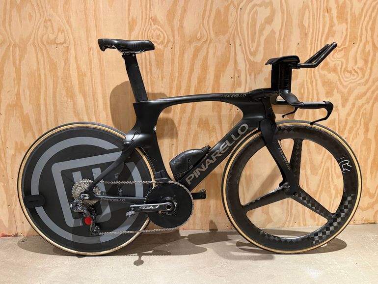 Pinarello Bolide TT Dura Ace Di2 2022 — Price & Specs | 2BX