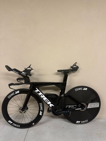 Trek Speed Concept SLR 9 2027 2027 Road & Gravel usato, Nero — immagine 2 di 8