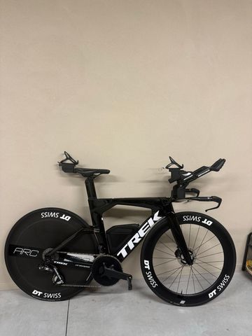 Trek Speed Concept SLR 9 2027 2027 Road & Gravel usato, Nero — immagine 1 di 8