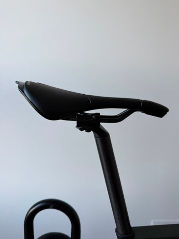 Použité Orbea ORCA M25TEAM 2021 2021 Road & Gravel — obrázek 11 z 26