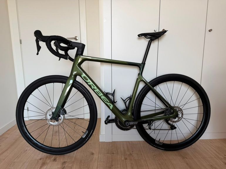 Použité Orbea ORCA M25TEAM 2021 2021 Road & Gravel — obrázek 2 z 26