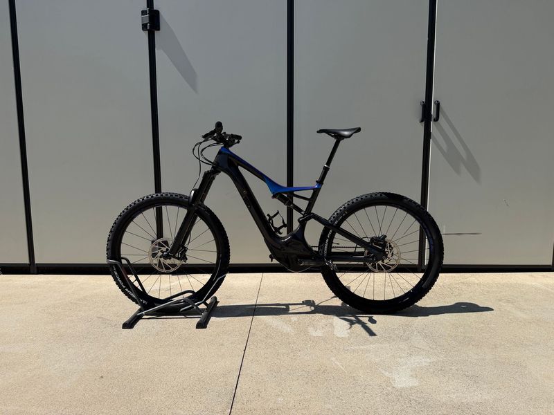 Used Specialized Men's Turbo Levo FSR Comp Carbon 6Fattie/29 2018 2018 MTB