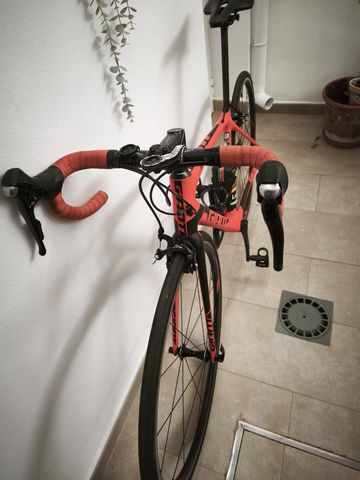 Použité Giant TCR Advanced 2 2017 2017 Road & Gravel — obrázek 4 z 5