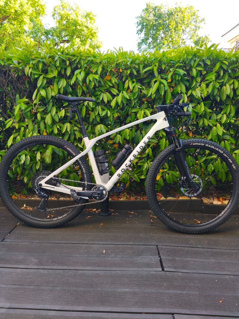 Used ROCKRIDER Fahrrad Mountainbike Hardtail XC Carbonrahmen Race 900 NX weiß 2025 2025 MTB