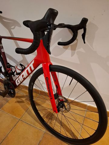 Used Giant Propel Advanced 2 2024, grupo Shimano Di2, 12 VS 2024 Road & Gravel, Red — image 3 of 5