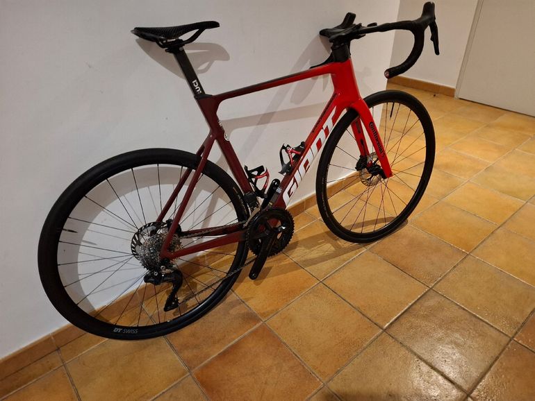 Used Giant Propel Advanced 2 2024, grupo Shimano Di2, 12 VS 2024 Road & Gravel, Red — image 2 of 5