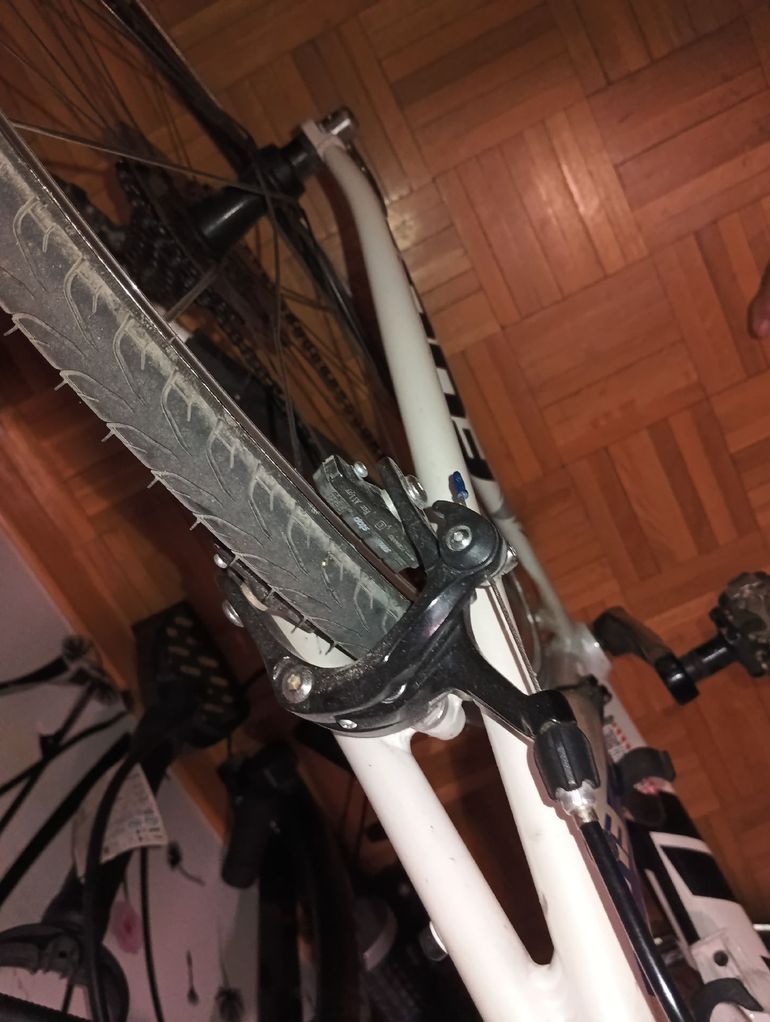 Fuji Sportif 1.3 C 2013 2013 Road & Gravel usato, Bianco — immagine 5 di 11