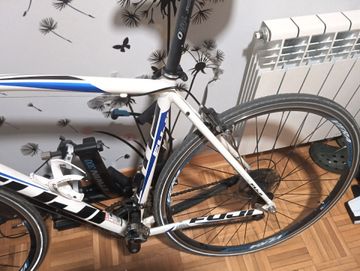 Fuji Sportif 1.3 C 2013 2013 Road & Gravel usato, Bianco — immagine 10 di 11