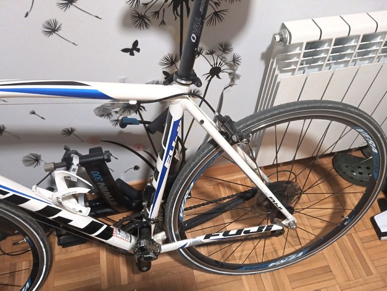 Fuji Sportif 1.3 C 2013 2013 Road & Gravel usato, Bianco — immagine 10 di 11