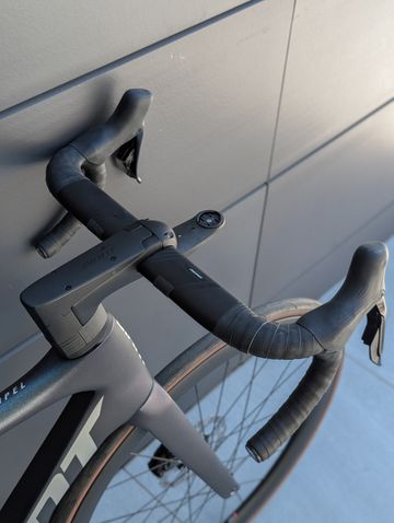 Giant Propel Advanced Pro 1 Di2 2022 2022 Road & Gravel usato, Blu — immagine 17 di 20