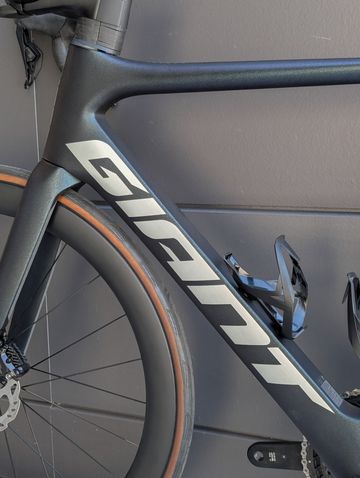 Giant Propel Advanced Pro 1 Di2 2022 2022 Road & Gravel usato, Blu — immagine 6 di 20