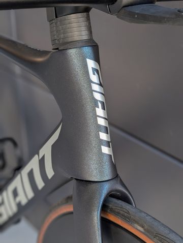 Giant Propel Advanced Pro 1 Di2 2022 2022 Road & Gravel usato, Blu — immagine 8 di 20
