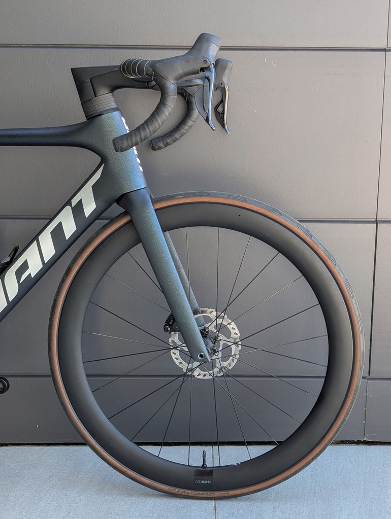 Giant Propel Advanced Pro 1 Di2 2022 2022 Road & Gravel usato, Blu — immagine 11 di 20