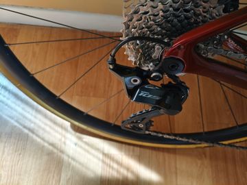 Gebrauchtes Giant Defy Advanced 2 2025 2025 Road & Gravel, Rot — Bild 4 von 6