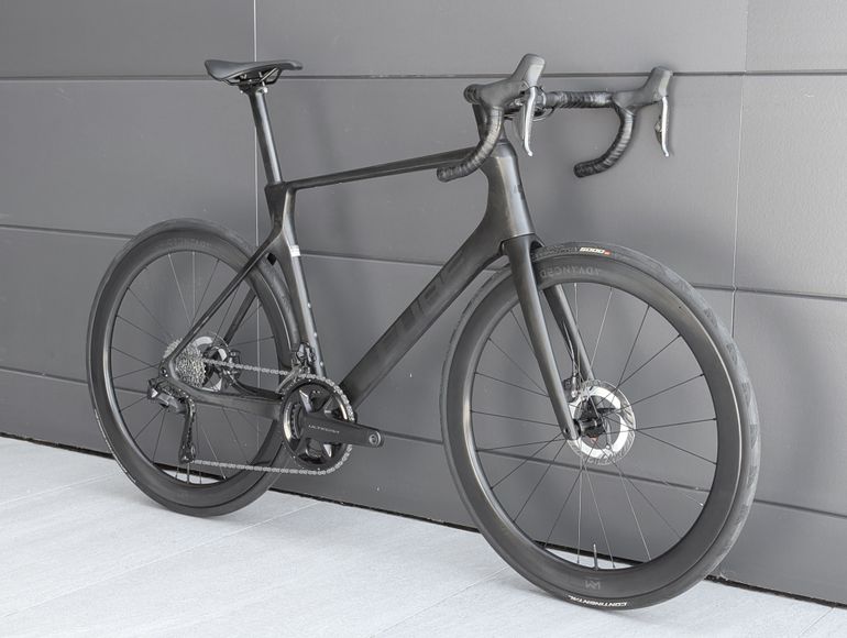 Used CUBE AGREE C:62, PRO 2025 2025 Road & Gravel, Black — image 3 of 20