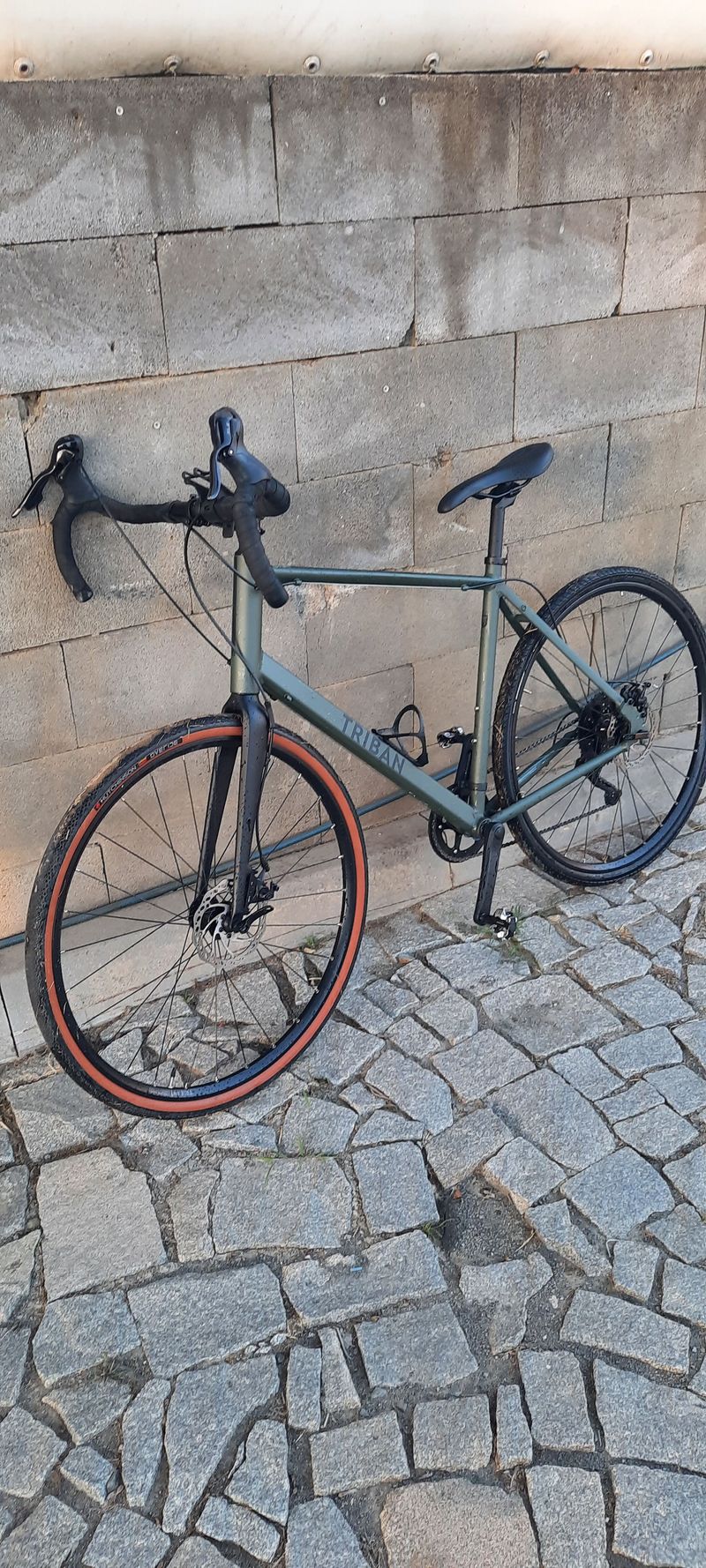 Gebrauchtes TRIBAN RC 120 Gravel Disc Road Bike 2020 2020 Road & Gravel