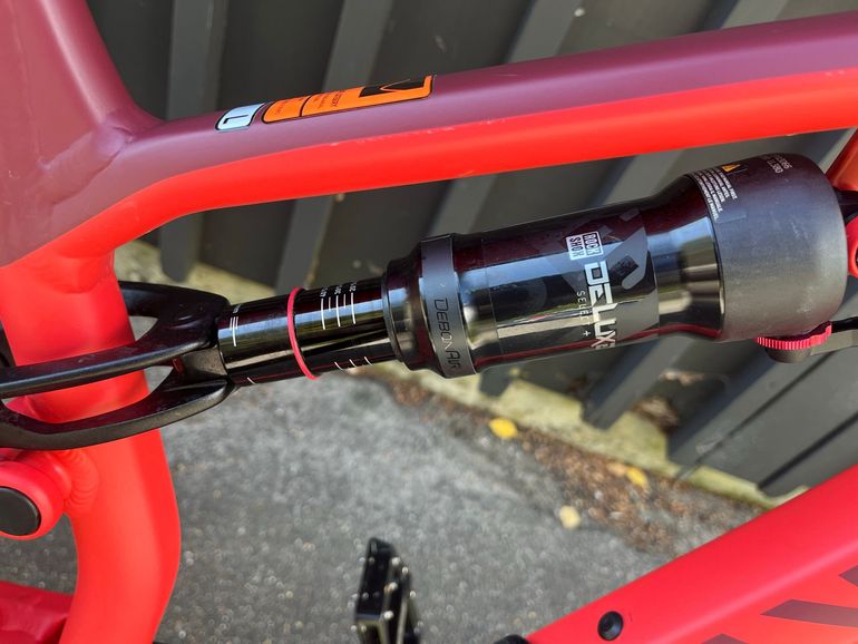 Used Canyon Neuron 5 2022 2022 Mountainbike, Red, 27.5, 29 — image 8 of 10