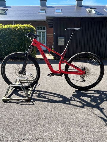 Used Canyon Neuron 5 2022 2022 Mountainbike, Red, 27.5, 29 — image 2 of 10
