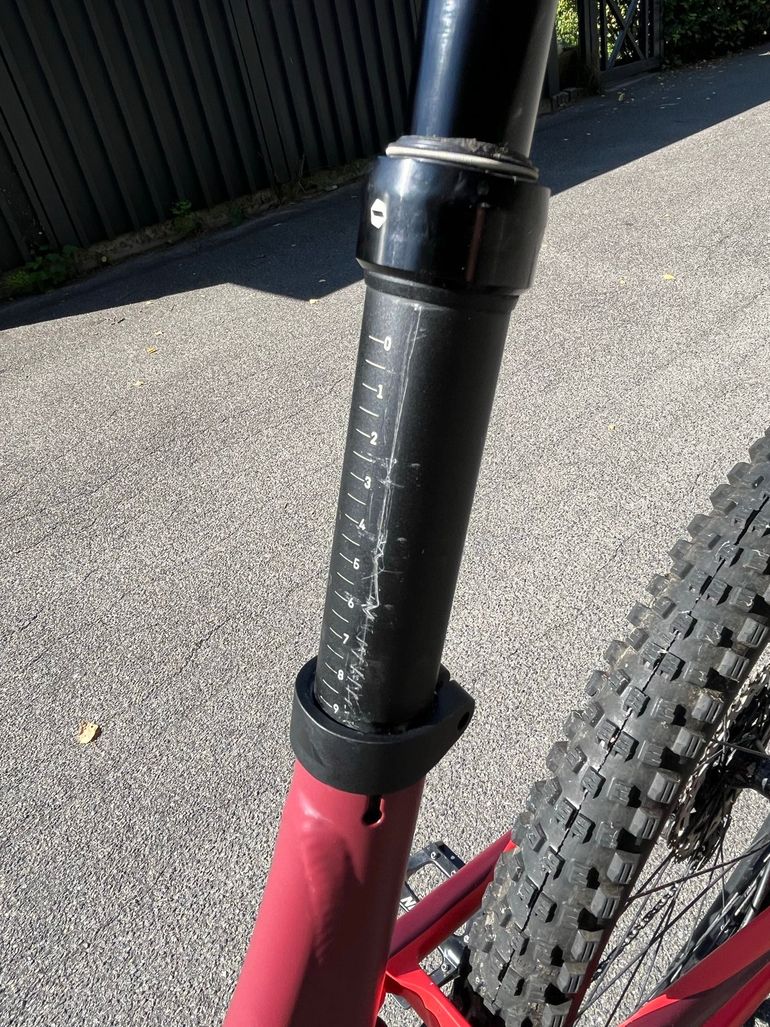 Used Canyon Neuron 5 2022 2022 Mountainbike, Red, 27.5, 29 — image 9 of 10