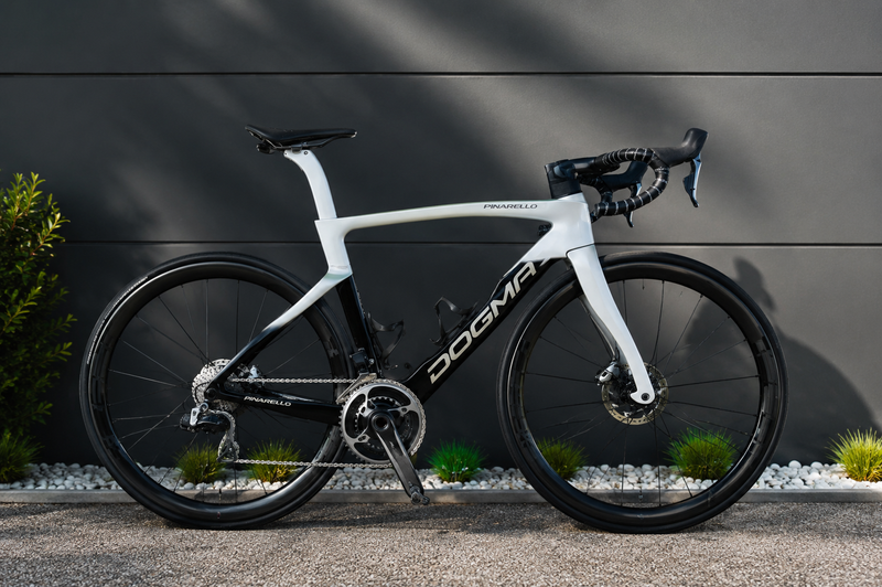 Used Pinarello Dogma F. 53 Custom SRAM Red ETap AXS 2023 2023 Road & Gravel