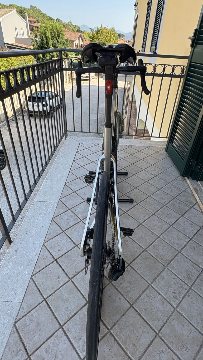 Used Merida REACTO 6000 Di2 2024 2024 Road & Gravel, Light Gray — image 5 of 11
