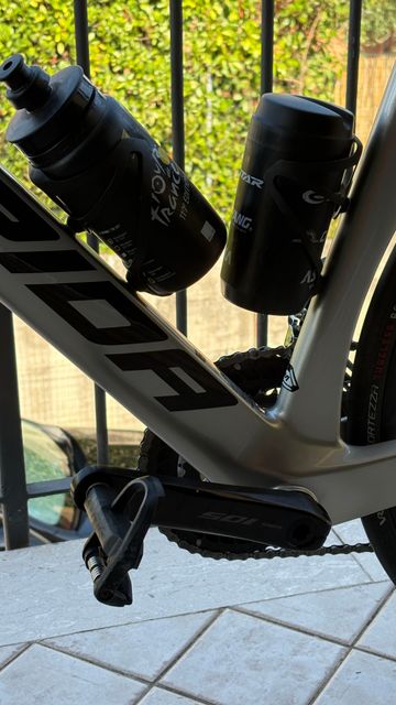 Used Merida REACTO 6000 Di2 2024 2024 Road & Gravel, Light Gray — image 7 of 11