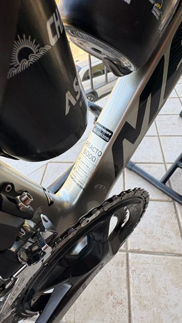Used Merida REACTO 6000 Di2 2024 2024 Road & Gravel, Light Gray — image 3 of 11