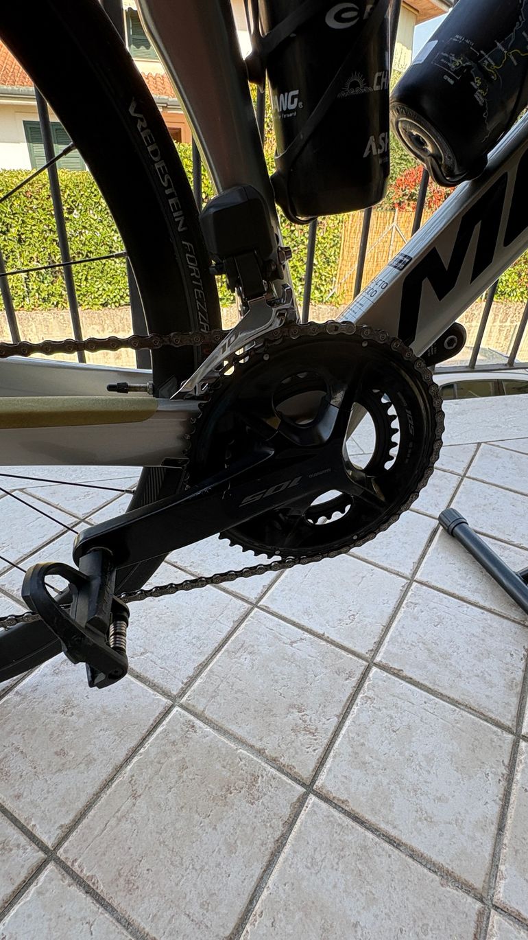 Used Merida REACTO 6000 Di2 2024 2024 Road & Gravel, Light Gray — image 2 of 11