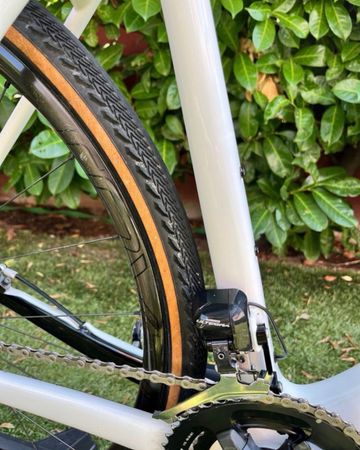 Used Specialized Epic - S works Shimano Ultegra Di2 2018 Road & Gravel, White — image 4 of 5