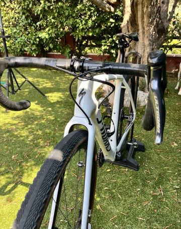 Used Specialized Epic - S works Shimano Ultegra Di2 2018 Road & Gravel, White — image 3 of 5