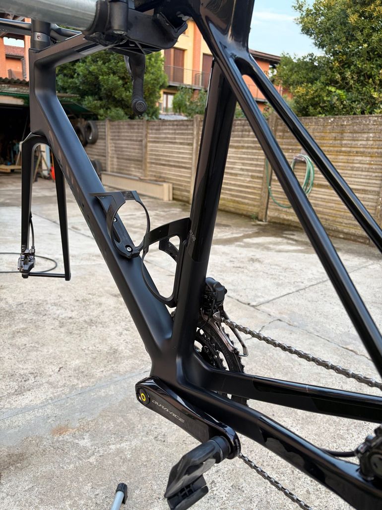 Brugt Canyon Ultimate CF SLX 9 Di2 2024 2024 Road & Gravel — billede 2 af 9