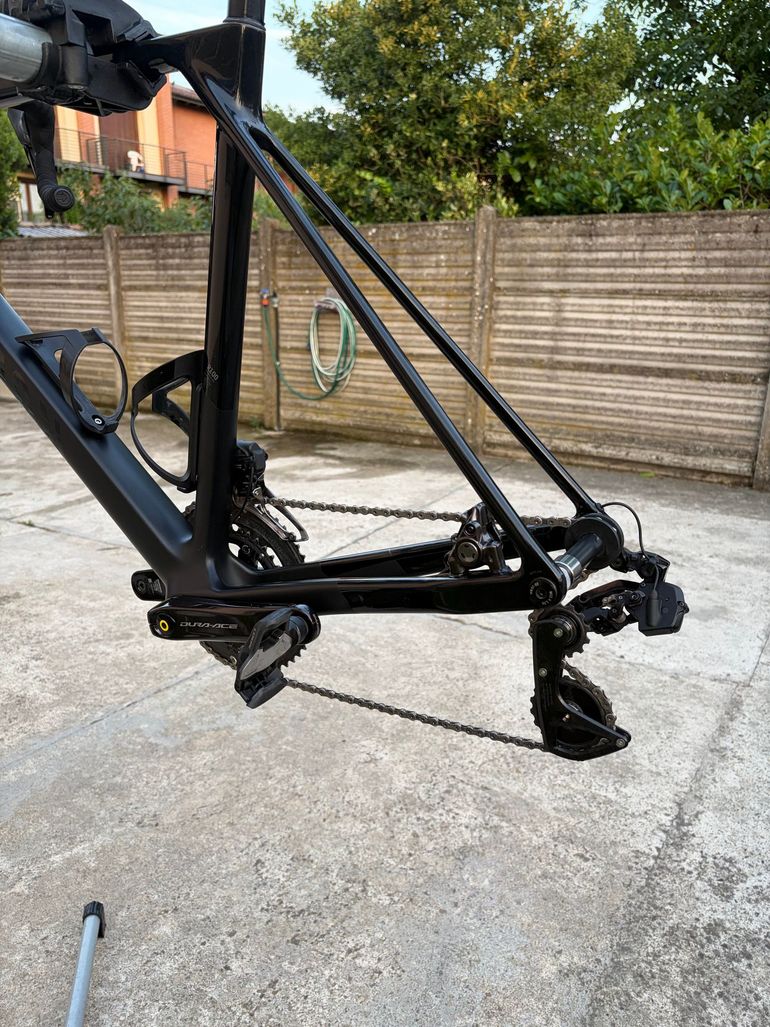 Brugt Canyon Ultimate CF SLX 9 Di2 2024 2024 Road & Gravel — billede 5 af 9