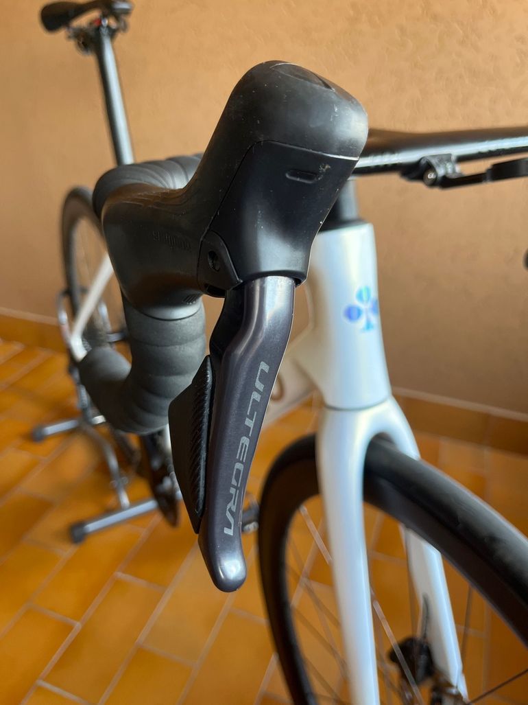 Used Colnago V4RS Shimano Ultegra Di2 2025 Road & Gravel, White — image 11 of 12