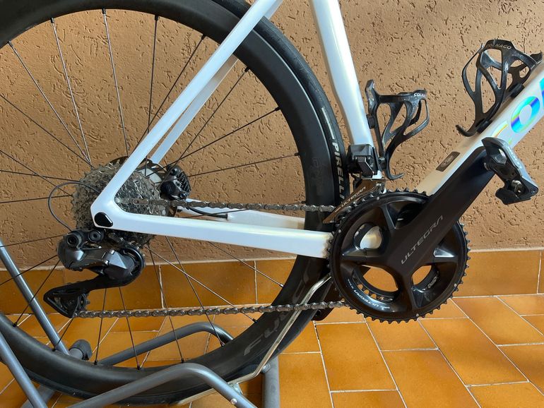 Used Colnago V4RS Shimano Ultegra Di2 2025 Road & Gravel, White — image 3 of 12