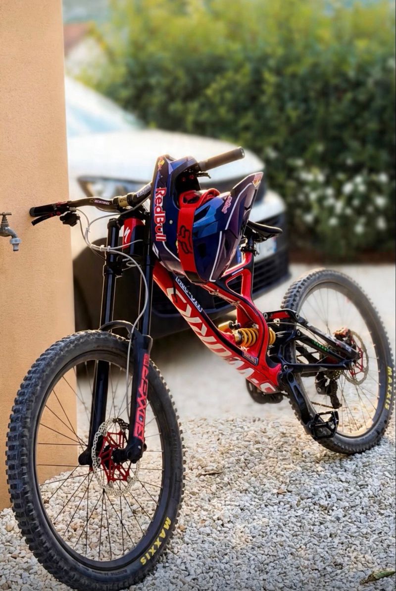 Used Specialized DH - S works fact Carbon SRAM X01 Eagle AXS 2020 MTB
