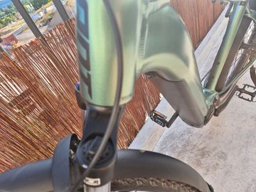 Použité Giant Explore E+1 GTS 2023 mit einigem Zubehör. 2023 Urban — obrázek 3 z 27
