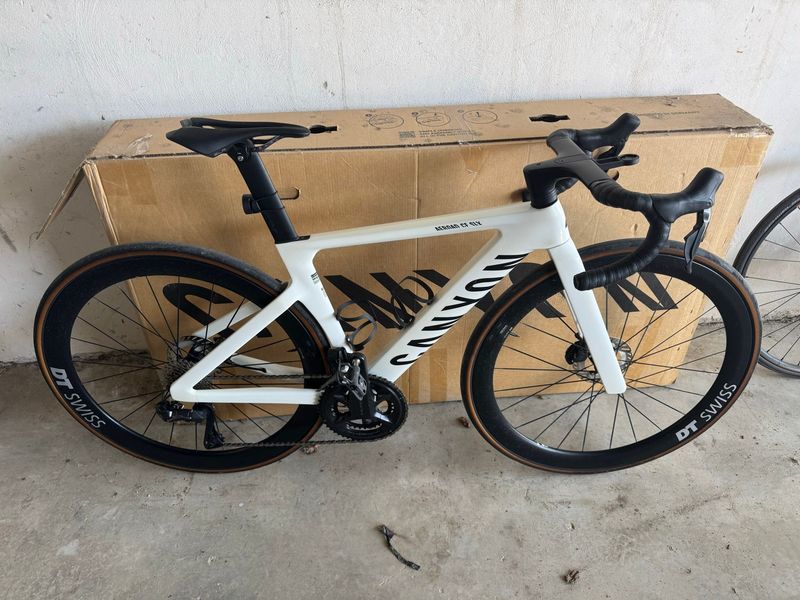 Gebrauchtes Canyon Aeroad CF SLX 8 Di2 2025 2025 Road & Gravel